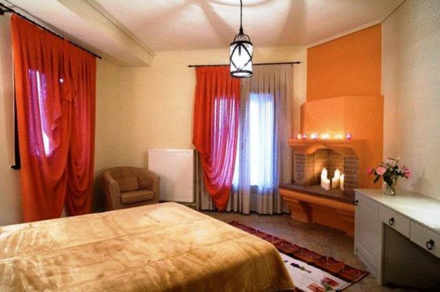 Отель La Casa Rossa Принос Экстерьер фото